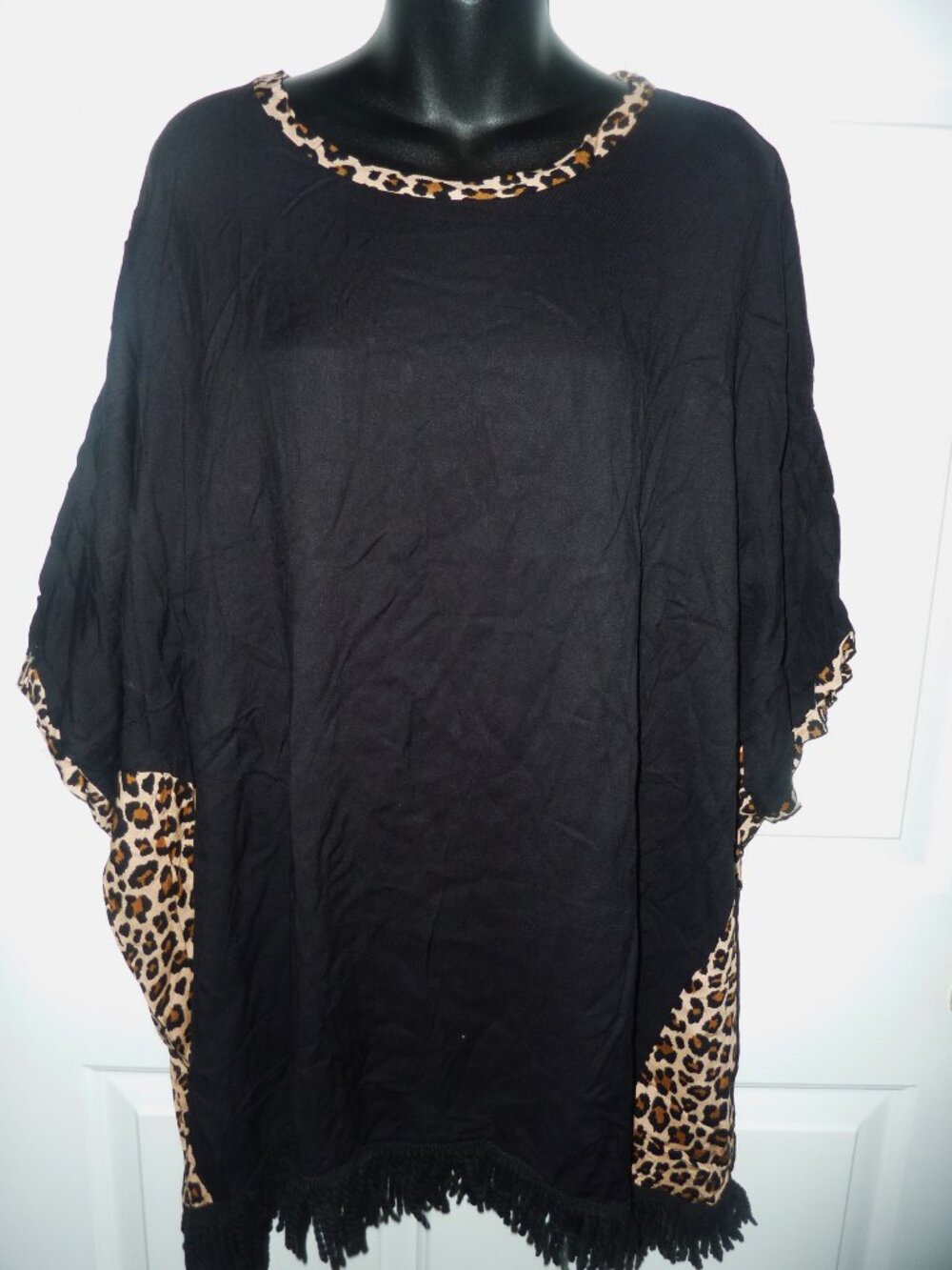 NWT Southern Stitch SS Oversized Black Leopard Print Top, Tassel Hemline 3X